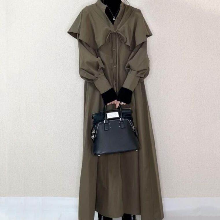 【P2倍&クーポン有】ロング丈 シャツワンピース トップス ワンピース レディース 個性的 秋 冬 マキシ丈 長袖 ボリューム袖 Vネック 襟付き ケープ襟 羽...