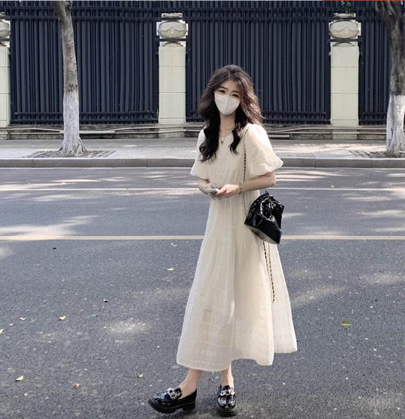 【P2倍&クーポン有】パフスリーブ クルーネック レディース ティアード ワンピドレス フレアワンピース 個性的 春 夏 ひざ下 ロング丈 半袖 二の腕カバー ...