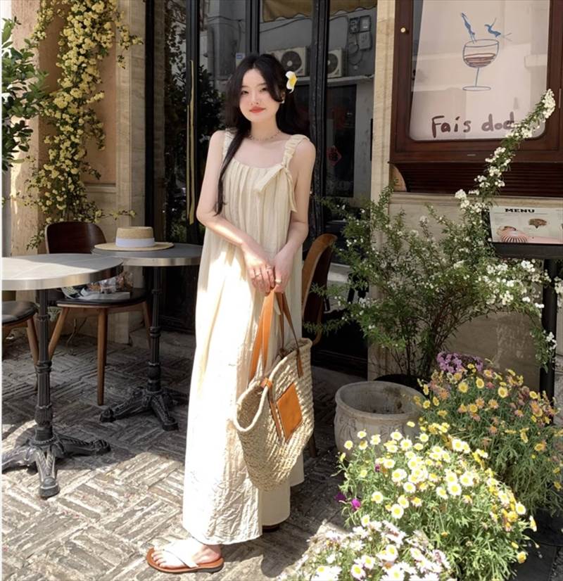 【P2倍&クーポン有】スクエアネック フレア ワンピース レディース ノースリーブ フレアワンピース 個性的 春 夏 ロング丈 お尻カバー ポッコリお腹カバー ...