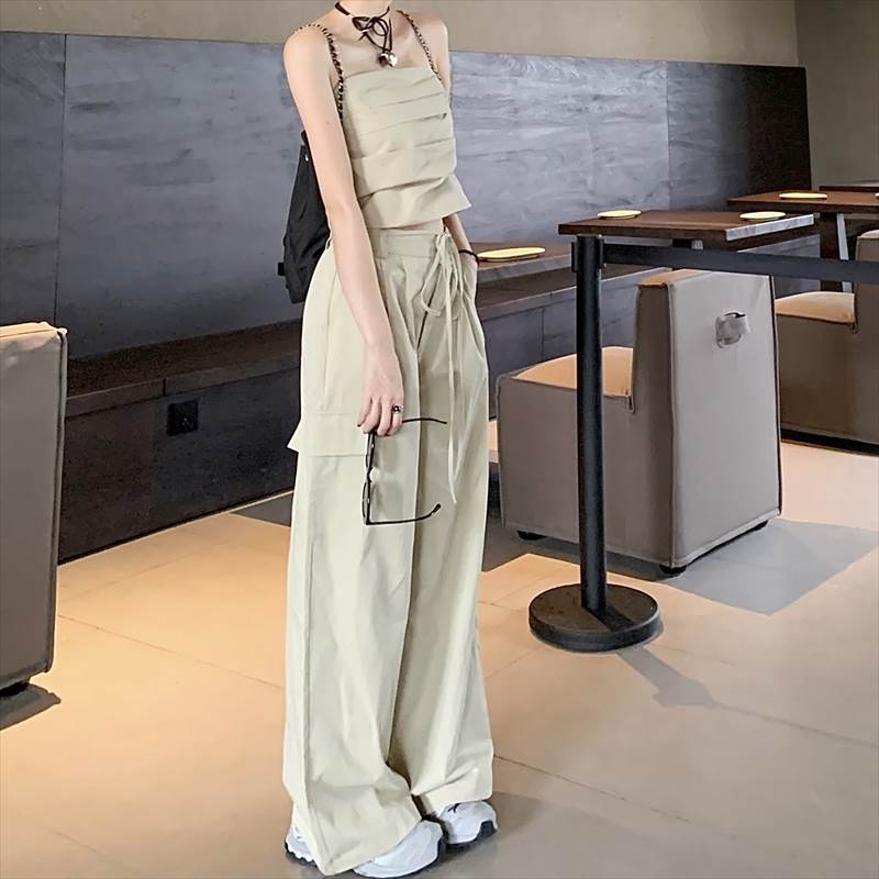 【P2倍&クーポン有】ノースリーブ キャミソール オフショルダー デコルテきれい トップス ボトムス パンツ セットアップ 上下セット レディース ストレート ワイド 個性的 春 夏 秋 ロング丈 ショート丈 袖なし 腕出し 鎖骨きれい スリム ハイウエスト 肩だし 肌みせ