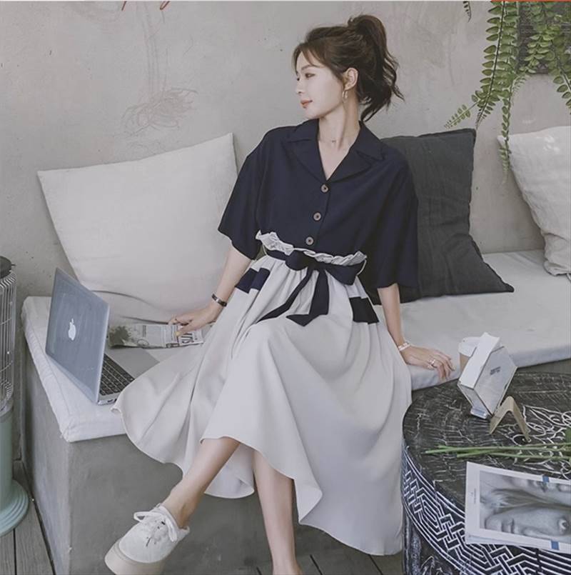 【P2倍&クーポン有】ハイウエスト リボン ワンピース レディース ギャザー 個性的 春 夏 ミモレ丈 お尻カバー 五分袖 二の腕カバー Vネック 襟付き セミ...