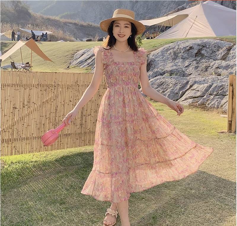 【P2倍&クーポン有】スクエアネック フレアワンピース ワンピース レディース 個性的 春 夏 ひざ下 ミモレ丈 お尻カバー 裾ワイド 袖なし フリル袖 レース...