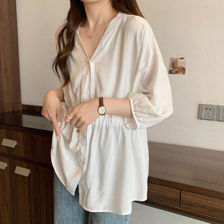 【P2倍&クーポン有】 トップス レディース シャツ 春 秋 ミドル丈 五分袖 Vネック ストレート 前開き すっきり ウエスト 黒 ブラック ホワイト M L XL 2XL 3XL 4XL 薄手 オフィス 学校 リゾート 旅行 体型カバー スニーカーコーデ 日常使い 楽ちん 着痩せ 効果