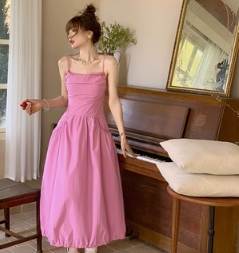 【P2倍&クーポン有】キャミワンピ バルーン ワンピース 個性的 春 夏 ミモレ丈 ロング丈 袖なし 腕出し ノーカラー デコルテきれい ポケット 背中空き 肩...