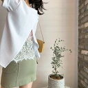 【P2倍&クーポン有】バックスリット レース トップス レディース Tシャツ 春 夏 秋 ミディアム丈 半袖 二の腕カバー ラウンドネック ドッキング 透け感 立体的 ブラック 黒 ホワイト 白 フリーサイズ オフィス イベント リゾート ライブ クラブ 1枚で決