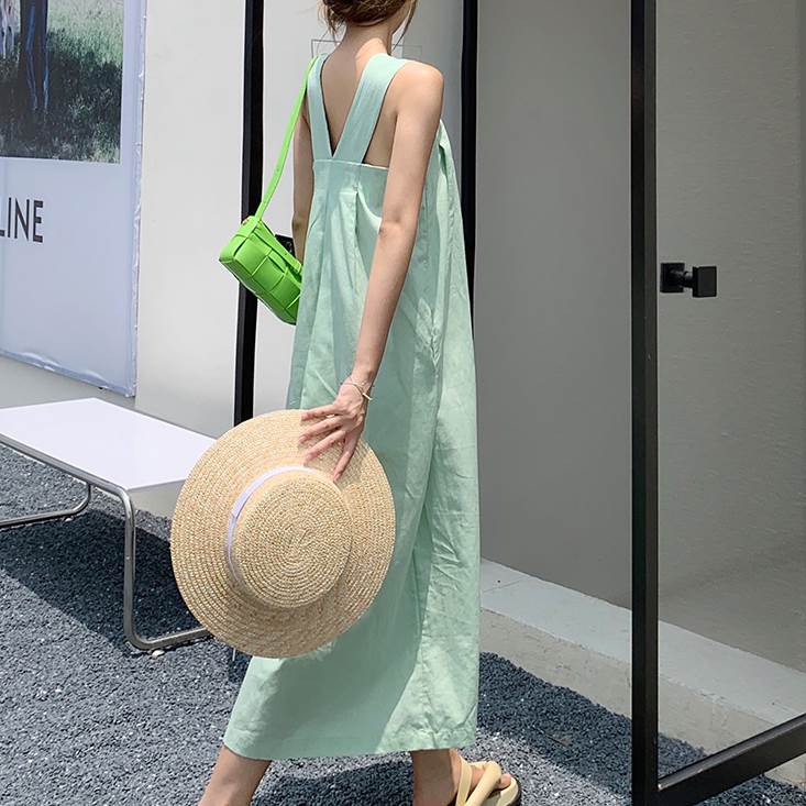 【P2倍&クーポン有】Aライン ロング丈 ワンピース レディース 春 夏 袖なし 肩だし ポケット 無地 S M L XL LL 学校 イベント リゾート 旅行 海 高原 ガーデン 外遊び 体型カバー 1枚で決まる 普段使い 着痩せ 効果 若見え 送料無料 デイリー 女子ウケ 使いやすい