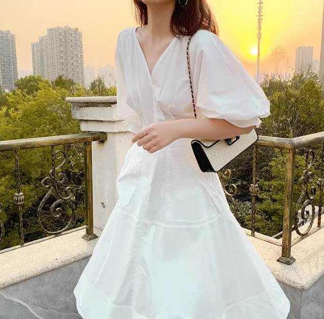 【P2倍&クーポン有】フリル袖 Aライン ワンピドレス ワンピース ドレス レディース 個性的 春 夏 ミモレ丈 お尻カバー 五分袖 二の腕カバー バルーン袖 ...