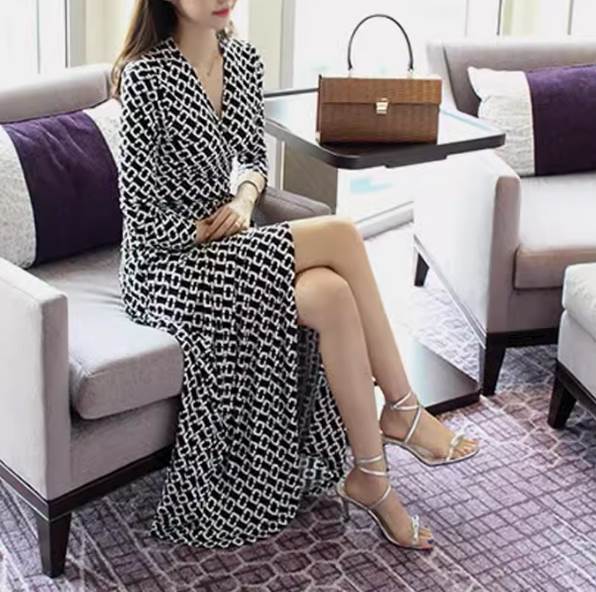 【P2倍&クーポン有】ワンピース ドレス レディース 送料無料 個性的 ロング アンクル 七分袖 Vネック スリム タイト 細身 ハイウエスト 落ち感 シフォン...