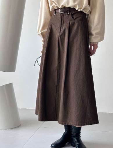 【P2倍&クーポン有】スカート 台形 ロング丈 マキシ丈 フレア セミフレア Aライン ハリ感 ブラック 黒 ..