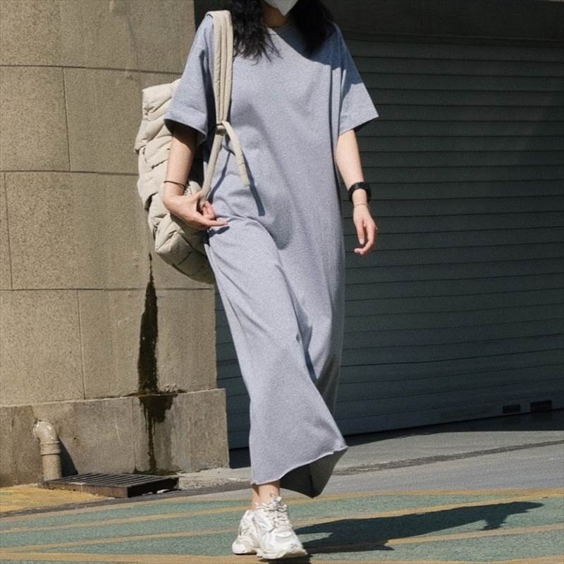 【P2倍&クーポン有】ワンピース Tシャツワンピ 春 夏 ロング丈 半袖 クルーネック 丸首 カラバリあり ブラック 黒 グレー 無地 S M 綿 体型カバー ...