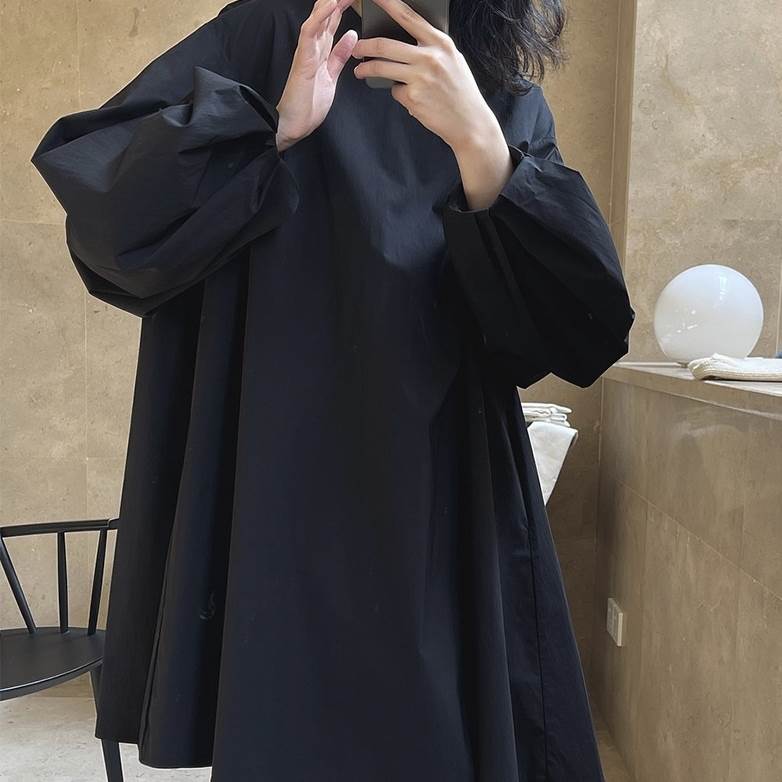 【P2倍&クーポン有】トップス ワンピース ブラウス オールシーズン ひざ上 長袖 バルーン袖 襟なし ノーカラー カラバリあり ブラック 黒 ホワイト 白 無...