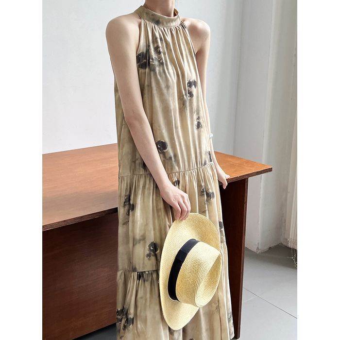 【P2倍&クーポン有】ワンピース ティアード ノースリーブ 春 夏 ロング丈 袖なし リボン ベージュ 花柄 フラワー M L 体型カバー 1枚で決まる スニー...