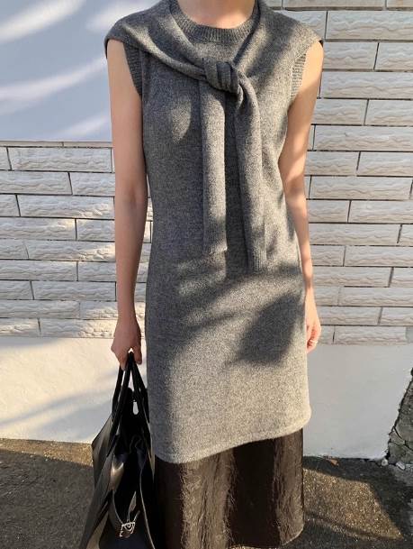 【P2倍&クーポン有】ワンピース レディース ベスト チュニック ニットワンピ 秋 ミニ ひざ上 袖なし 襟なし ノーカラー Aライン 落ち感 ふっくら 伸縮性...