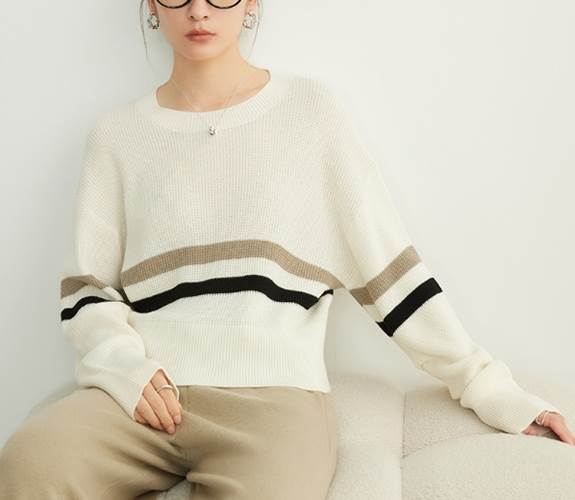 Crew Neck - 【P2倍&クーポン有】ボーダー フリーサイズ セーター プルオーバー 秋 冬 普通丈トップス トップス レディース 長袖 クルーネック 丸首 襟なし ホワイト 白 柄あり ワンサイズ ウール 旅行 外出 1枚で決まる 普段使い 日常使い 楽ちん 若見え 高見え 格上げ 定