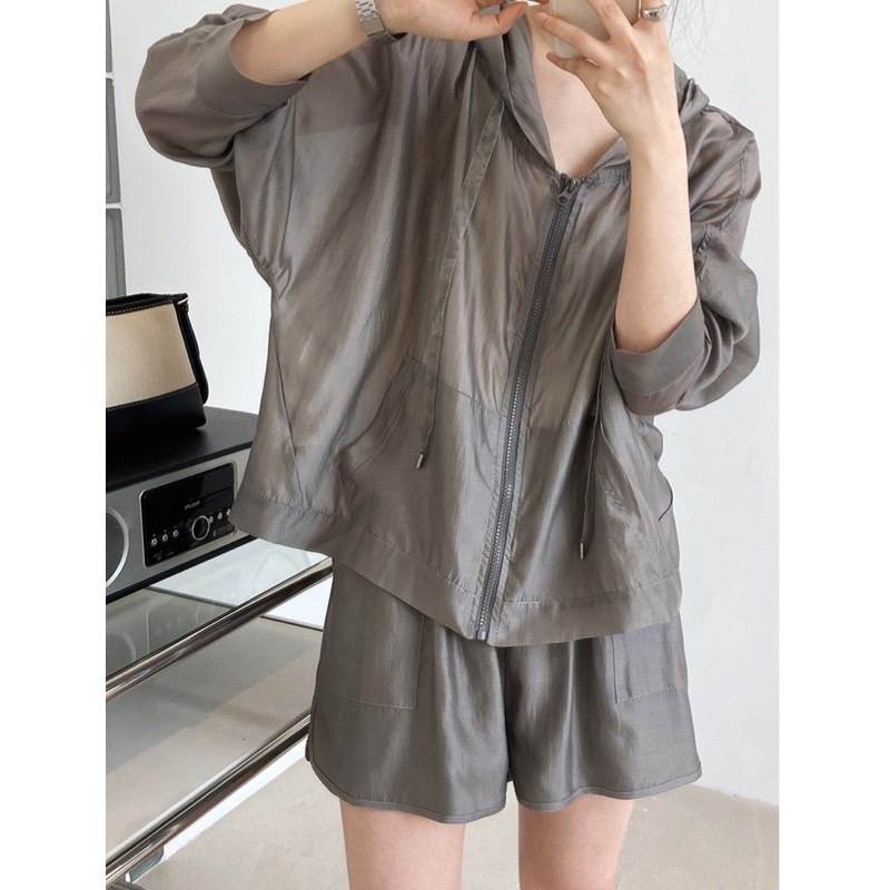 Long-Sleeved - 【P2倍&クーポン有】セットアップ 上下セット レディース パーカー トレーナー スウェット 秋 ミニ ひざ上 ショート丈 短丈トップス 長袖 二の腕カバー Aライン オーバーサイズ ハイウエスト 無地 M L ゆったり 体型カバー 1枚で決まる 普段使い 日常使い 楽ちん 美脚