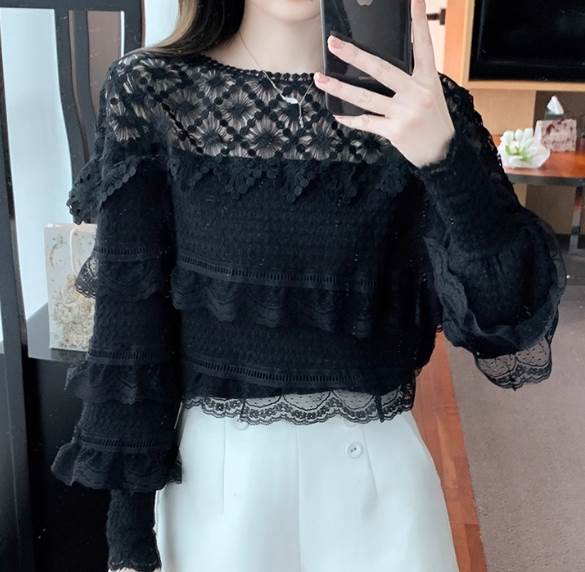 【P2倍&クーポン有】トップス ブラウス プルオーバー シアーシャツ 個性的 普通丈トップス 長袖 ふわ袖 レース袖 フレンチスクエア 襟なし 細身 総レース レース フリル ふわふわ カラバリあり ブラック 黒 ベージュ アプリコット 花柄 フラワー サイズ豊富 S M L XL LL 2X