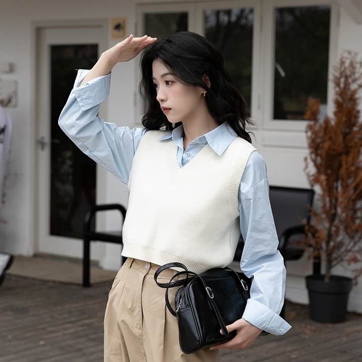 【P2倍&クーポン有】 レディース トップス ニット MTG セーター バレンタイン お呼ばれ 会議 ノースリーブ ミーティング お姉さん 授業参観 クリスマス 30代 秋 春 大会 40代 冬 ベスト Vネック 10代 お食事 ハロウィン 20代 ショート