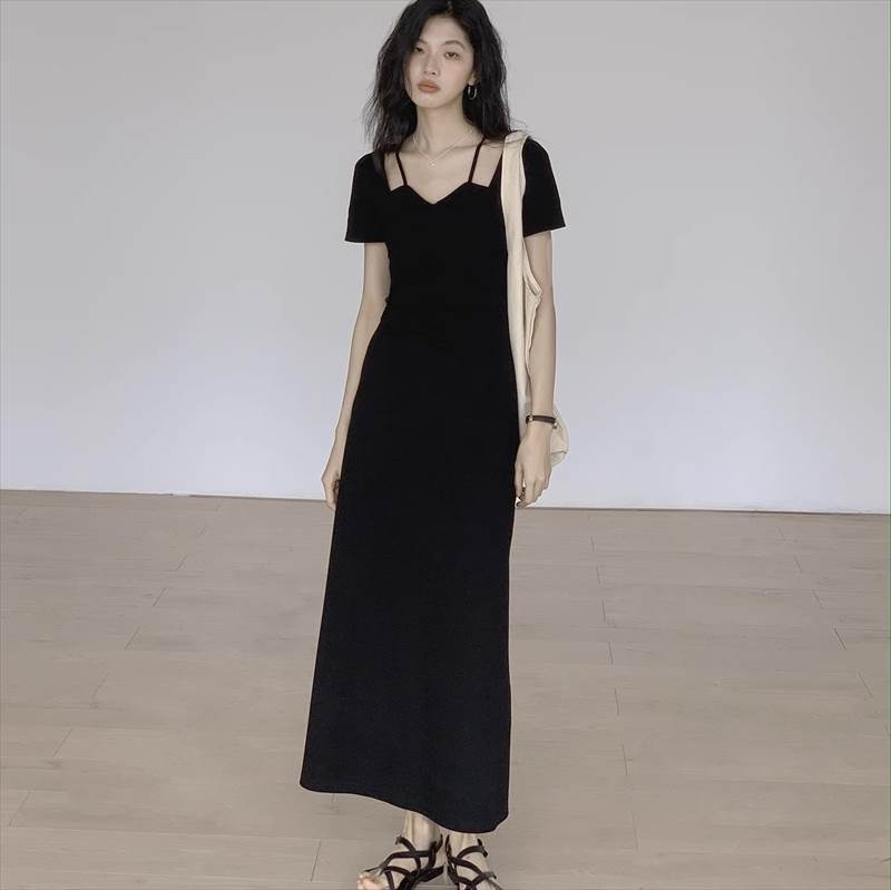 【P2倍&クーポン有】 休日スタイル 夏コーデ レディース Aライン ワンピース ハイウエスト 個性的 モダン 半袖 ウエストマーク 切り替え クール フェミニン モード系 大人可愛い おしゃれ かっこいい フレア エレガント スクエアネック こなれ感 ロング