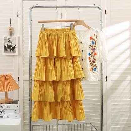 【P2倍&クーポン有】 レディース スカート ロング ウエストゴム ミモレ きれいめ 主役級 クリスマス フリル ふんわり 裏地 存在感 上品 おしゃれ カジュアル ハイウエスト ハロウィン 大人可愛い ティアード ロングシーズン 無地 エレガント プリーツ