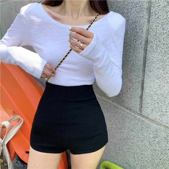  ボトムス パンツ ショートパンツ きれいめ ホットパンツ かっこいい 存在感 キュート かわいい おしゃれ シンプル 抜け感 上品 ベーシック カジュアル こなれ感 個性的 ストレッチパンツ ナチュラル 大人可愛い 主役級 ハイウエスト