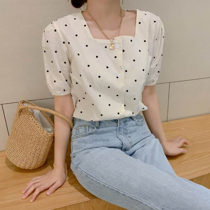 Rakuten - 【P2倍&クーポン有】 トップス デート 大人可愛い 着回し シンプル ファッション 存在感 主役級 休日 女子会 大人 モテ インスタ映え お洒落 カットソー きれいめ シャツ スタイル カジュアル コーデ 大人女子 流行 かわいい トレンド
