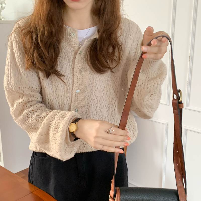 Rakuten - 【P2倍&クーポン有】 トップス デート 大人可愛い 着回し シンプル ファッション 存在感 主役級 休日 女子会 大人 モテ インスタ映え お洒落 カットソー きれいめ シャツ スタイル カジュアル コーデ 大人女子 流行 かわいい トレンド