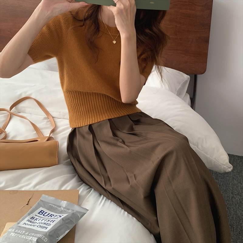 【P2倍&クーポン有】 トップス スカート シンプル 女子会 大人 流行 ファッション 休日 着回し コーデ スタイル トレンド 上品 きれいめ 大人可愛い カジュアル デート モテ 旅行 主役級 存在感 おしゃれ お出かけ インスタ映え