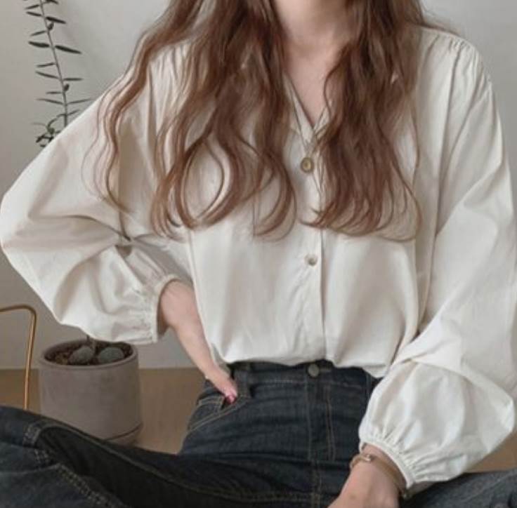  トップス デート お洒落 旅行 ファッション 流行 大人可愛い コーデ お出かけ 女子会 インスタ映え トレンド 存在感 スタイル 大人 カジュアル きれいめ おしゃれ シンプル 着回し かわいい モテ 休日 上品