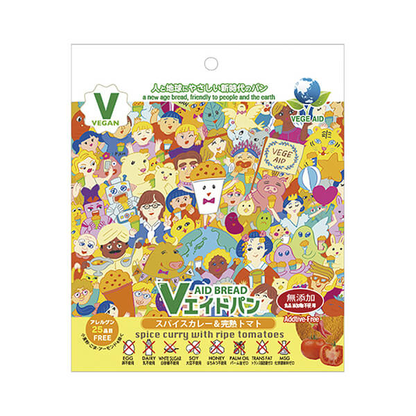 東京ファインフーズ Vエイド保存パン スパイスカレー＆完熟トマト は、世界初のヴィーガン対応の防災パンです。 "非常食とは思えない美味しさ "で、食品添加物も使用せず、安心して召し上がって頂ける長期保存（5年）の備蓄食です。 スパイス香るカレーパウダーと完熟トマトのドライカレー仕立て。 〇世界初のヴィーガン対応の防災パンです。"非常食とは思えない美味しさ "で、食品添加物も使用せず、安心して召し上がって頂ける長期保存（5年）の備蓄食です。 〇スパイス香るカレーパウダーに完熟トマトのほのかな甘味と酸味を演出するドライカレー仕立てのパンです。 〇保存料、乳化剤、着色料、ph調整剤、増粘剤、香料などの食品添加物不使用。 〇動物性原料不使用、パーム油不使用、大豆不使用。 〇小麦粉、ごま、アーモンドを除くアレルゲン25品目フリー。 〇トランス脂肪酸・コレステロール0。 〇含みつ糖は奄美諸島産さとうきび原料100％を使用しています。 〇胡麻油は焙煎せずに搾った香りのない胡麻油です。 〇パンが入っている紙コップには破りながら食べられる螺旋状のミシン目が入っており、衛生状況が劣悪な非常時に汚れた手を触れる事なく食べられる工夫がされています。 〇バリア性のアルミ箔の包材と脱酸素剤使用、日持ちのする独自製法により長期保存が可能になっています。 〇特定原材料等が製造ライン上で混入しないよう当該製造ラインを十分に洗浄しています。 〇ミートフリーマンデー・オールジャパン（MFMAJ）監修。 ■商品名：非常食 パン 5年保存 東京ファインフーズ Vエイド保存パン 黒糖レーズン＆焦がしアーモンド ヴィーガン ビーガン 防災パン 非常食 長期保存 備蓄食 ■内容量：125g ■原材料名：小麦粉（カナダ）、含みつ糖（奄美）、トマト、小麦たん白（オーストラリア他海外）、ひよこ豆（カナダ、アメリカ）、カレー粉、パン酵母（国内産）、野菜パウダー（パンプキン、れんこん、ごぼう、キャロット、ビーツ）、胡麻油（ナイジェリア他海外）、小麦ファイバー（ドイツ）、アーモンドミルク（アメリカ）、食塩（国内産） ■アレルゲン（28品目）：小麦 / ごま / アーモンド ■分析データ：100gあたり エネルギー：277kcal たんぱく質：12.5g 脂質：5.2g 炭水化物：45.1g 食塩相当量：0.4g 飽和脂肪酸：0.89g トランス脂肪酸：0g コレステロール：0mg ■メーカー或いは販売者：東京ファインフーズ ■賞味期限：製造日より1980日 ■保存方法：直射日光、高温多湿は避けて常温保存してください。 ■区分：食品 ■製造国：日本 ■召し上がり方・使い方： そのまま食べられます。 紙コップパンを取り出し、OPENつまみからミシン目に沿って破いてお召し上がりください。 レンジアップする場合は、袋からパンを出して600Wで20秒目安で温めてください、焼きたてパンの風味をお楽しみいただけます。 ■注意事項： ・本品製造工場では、卵、乳、大豆を含む製品を生産しています。 ・開封後はできるだけお早めにお召し上がりください。 ・脱酸素剤は食べられません。 ・低温での保存はパンが硬くなりますのでご注意ください。【免責事項】 ※記載の賞味期限は製造日からの日数です。実際の期日についてはお問い合わせください。 ※自社サイトと在庫を共有しているためタイミングによっては欠品、お取り寄せ、キャンセルとなる場合がございます。 ※商品リニューアル等により、パッケージや商品内容がお届け商品と一部異なる場合がございます。 ※メール便はポスト投函です。代引きはご利用できません。厚み制限（3cm以下）があるため簡易包装となります。 外装ダメージについては免責とさせていただきます。