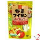 創健社 野菜ブイヨンは7種類の野菜の旨味を凝縮した使いやすい顆粒タイプのブイヨン（スティック個包装）。 動物性原材料を一切使用せず、植物素材のみで作りました。 ○7種類の野菜（玉ねぎ・人参・トマト・とうもろこし・にんにく・セロリ・しょうが）の旨味に有機べに花油のまろやかな味わいを合わせ、深みのあるコクを引き出した、使いやすい顆粒タイプのブイヨンです。 ○動物性の油脂、エキスなど動物性原料を一切使用しておりません。 ○野菜料理にはもちろん、お肉や魚介の料理に使うと素材の味が引き立ち風味が一層豊かになります。 ○食塩は旨みのある海水塩を使用しています。 ○素材の風味を大切にし、化学調味料・酵母エキスは使用しておりません。 ◆お召し上がり方 野菜スープ（1袋で2人分） 1.器に1袋の中身をあけます。 2.熱湯を300ml注ぎます※お好みにより熱湯の量は加減して下さい。 3.軽くかきまぜてお召し上がりください。 スープ以外にも、シチュー・ロールキャベツ・カレーなどの煮込み料理、ピラフ、リゾット、チャーハン、パスタ、グラタン、ドレッシングの味付け、ハンバーグの下味付けにもお使い頂けます。 ＜創健社について＞ 半世紀を超える歴史を持つこだわりの食品会社です。 創業の1968年当時は、高度経済成長期の中、化学合成された香料・着色料・保存料など食品添加物が数多く開発され、大量生産のための工業的製法の加工食品が急速に増えていました。 創業者中村隆男は、「食べもの、食べ方は、必ず生き方につながって来る。食生活をととのえることは、生き方をととのえることである。」と提唱し、変わり行く日本の食環境に危機感を覚え、より健康に繋がる食品を届けたいと願って創健社を立ち上げました。 いまでこそ持続可能な開発目標（SDGs）として取り上げられているようなテーマを、半世紀を超える歴史の中で一貫して追求してまいりました。 世の食のトレンドに流されるのではなく、「環境と人間の健康を意識し、長期的に社会がよくなるために、このままでいいのか？」と疑う目を持ち、「もっとこうしたらいいのでは？」と代替案を商品の形にして提案する企業。 わたしたちはこの姿勢を「カウンタービジョン・カンパニー」と呼び、これからも社会にとって良い選択をし続ける企業姿勢を貫いて参ります。 ■商品名：ブイヨン 野菜ブイヨン コンソメ 創健社 野菜ブイヨン だし 野菜だし スティック 個包装 顆粒 植物性 スープ ベジタリアン ヴィーガン 送料無料 ■内容量：5g×7本×2個セット ■原材料名：澱粉分解物［タピオカ（タイ他）］、食塩（兵庫）、野菜パウダー［たまねぎ（フランス、エジプト）、人参（国内産）、トマト（スペイン）、とうもろこし：遺伝子組換えでない（アメリカ）］、粉末小麦発酵調味料［小麦（フランス、ドイツ他）を含む］、香辛料［にんにく粉末（アメリカ）、生姜粉末（ベトナム）、セロリ粉末（インド、スペイン、オランダ他）、黒胡椒（マレーシア、ベトナム、インド他）］、粉末醤油［大豆：遺伝子組換えでない（アメリカ、インド）を含む、小麦（国内産他）］、食用植物油脂［有機べに花油（アメリカ）］、馬鈴薯澱粉（ヨーロッパ、国内産他） ■アレルゲン（28品目）：小麦 / 大豆 ■分析データ：1袋：5gあたり エネルギー：13kcal たんぱく質：0.2g 脂質：0.03g 炭水化物：2.9g 食塩相当量：1.7g この表示値は、目安です。 ■メーカー或いは販売者：創健社 ■賞味期限：540日 ■保存方法：直射日光・高温多湿を避け常温暗所保存 ■区分：食品 ■製造国：日本 ■注意事項： ○本品製造工場では「卵」・「乳成分」・「そば」・「落花生」・「えび」・「かに」を含む製品を生産しています。 ○澱粉分解物はタピオカ澱粉から作られた食品素材で、ブイヨンを溶けやすく顆粒状にする為に使用しています。 ○粉末小麦発酵調味料は小麦を主原料に発酵させて作った調味料です。 ○粉末醤油の大豆は、遺伝子組換えをしていません。【免責事項】 ※記載の賞味期限は製造日からの日数です。実際の期日についてはお問い合わせください。 ※自社サイトと在庫を共有しているためタイミングによっては欠品、お取り寄せ、キャンセルとなる場合がございます。 ※商品リニューアル等により、パッケージや商品内容がお届け商品と一部異なる場合がございます。 ※メール便はポスト投函です。代引きはご利用できません。厚み制限（3cm以下）があるため簡易包装となります。 外装ダメージについては免責とさせていただきます。