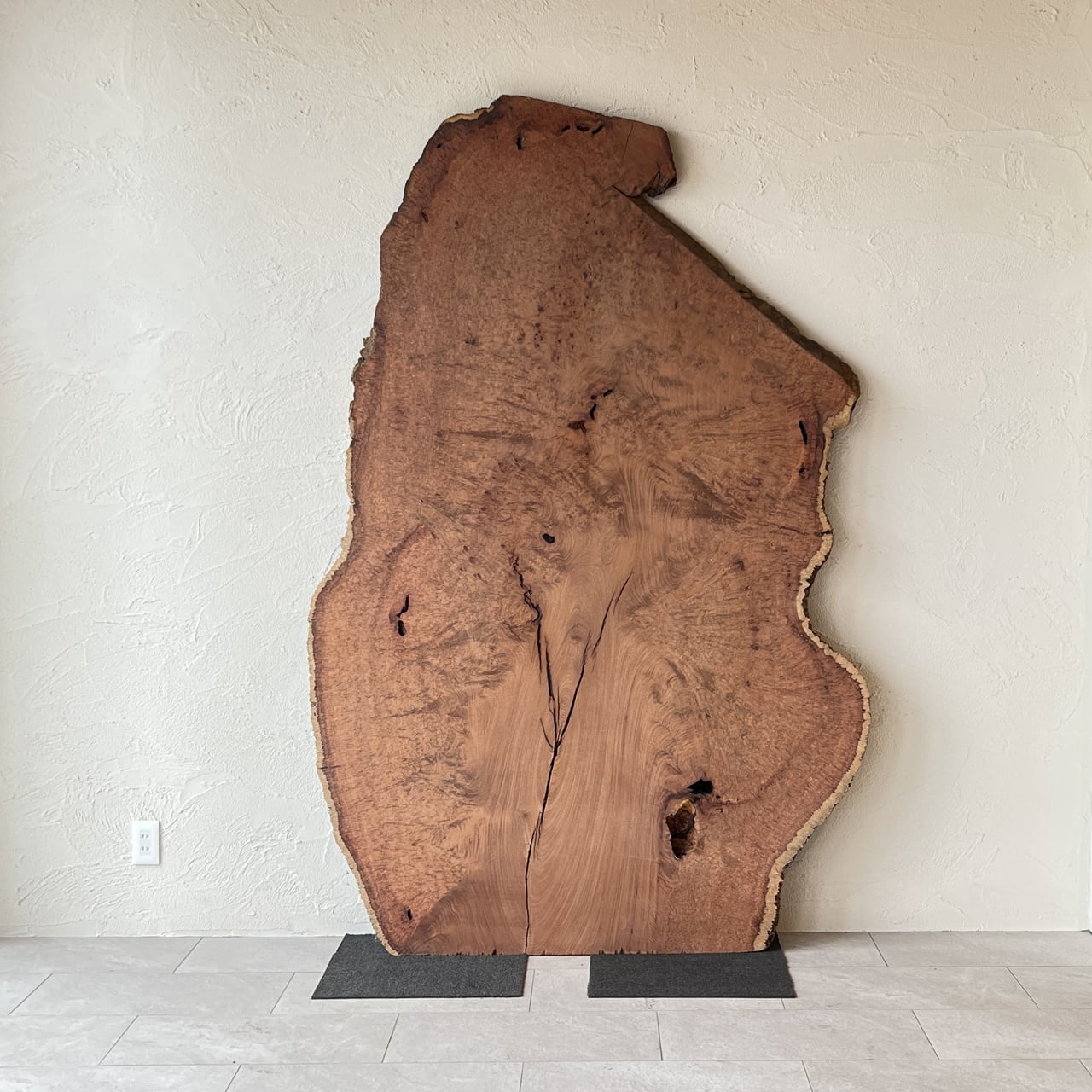 銘木屋 オーダーメイド カリン 花梨 虎木目 一枚板 高周波プレス済み Lサイズ 幅:約2240mm×奥行:約1465mm(最大) 天板厚:約43mm 職人手作...