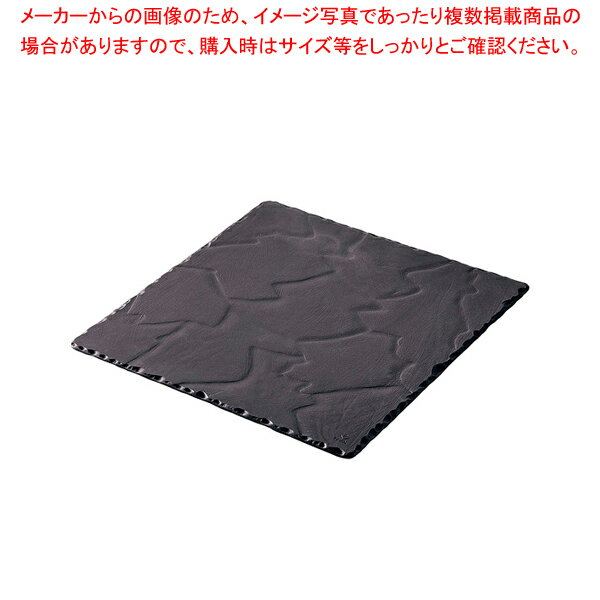 商品の仕様●間口×奥行×高さ(mm)：300×300×7●メーカー品番：641913●材質：磁器●FROM BLACK CERAMIC COMES BASALT...●バサルトシリーズの黒の色は、黒の磁器の素材によるものです。自然の粘板岩の色を目指してデザインされたもので、磁器の特性を生かし高温で焼成され、無孔のため様々な熱源に対応、食洗機での使用も可能です。※商品画像はイメージです。複数掲載写真も、商品は単品販売です。予めご了承下さい。※商品の外観写真は、製造時期により、実物とは細部が異なる場合がございます。予めご了承下さい。※色違い、寸法違いなども商品画像には含まれている事がございますが、全て別売です。ご購入の際は、必ず商品名及び商品の仕様内容をご確認下さい。※原則弊社では、お客様都合（※色違い、寸法違い、イメージ違い等）での返品交換はお断りしております。ご注文の際は、予めご了承下さい。【end-9-2290】関連商品レヴォル スクエアプレート 642499レヴォル スクエアプレート 641913