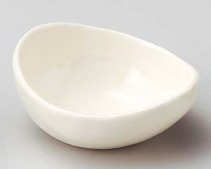 【まとめ買い10個セット品】和食器 ハ078-238 粉引変形小鉢【キャンセル/返品不可】