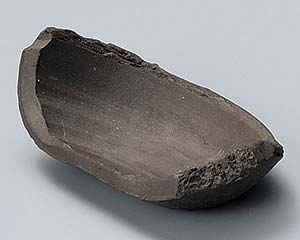 【まとめ買い10個セット品】和食器 ミ084-368 黒土手切り変形小付(手造り)【キャンセル/返品不可】