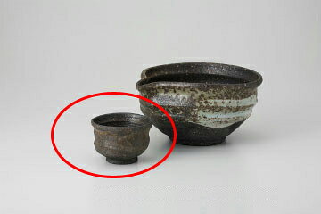 商品の仕様●長径(cm):7●高さ(cm):4.8●容量(ml):70●土物※商品画像はイメージです。複数掲載写真も、商品は単品販売です。予めご了承下さい。※商品の外観写真は、製造時期により、実物とは細部が異なる場合がございます。予めご了承下さい。※色違い、寸法違いなども商品画像には含まれている事がございますが、全て別売です。ご購入の際は、必ず商品名及び商品の仕様内容をご確認下さい。※原則弊社では、お客様都合（※色違い、寸法違い、イメージ違い等）での返品交換はお断りしております。ご注文の際は、予めご了承下さい。