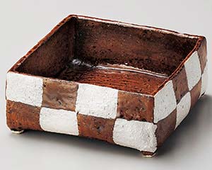 和食器 ミ254-018 アメ釉銀彩手造り四角鉢【メイチョー】