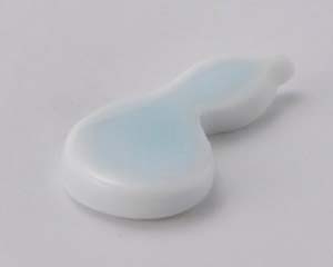 【まとめ買い10個セット品】和食器 カ290-488 青白磁ひょうたん箸置【キャンセル/返品不可】【メイチョー】