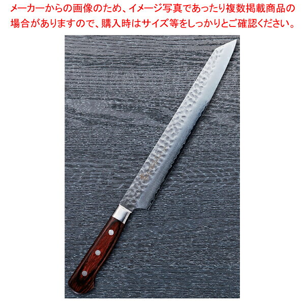商品の仕様●サビに強く切れ味鋭いVG-10 を美しい紋様の槌目ダマスカス鋼に割り込ませた包丁です。●材質:VG-10 サビに強い●柄:マホガニ※商品画像はイメージです。複数掲載写真も、商品は単品販売です。予めご了承下さい。※商品の外観写真は、製造時期により、実物とは細部が異なる場合がございます。予めご了承下さい。※色違い、寸法違いなども商品画像には含まれている事がございますが、全て別売です。ご購入の際は、必ず商品名及び商品の仕様内容をご確認下さい。※原則弊社では、お客様都合（※色違い、寸法違い、イメージ違い等）での返品交換はお断りしております。ご注文の際は、予めご了承下さい。【古より伝わる堺の名刀 堺孝行刃物】 古来から権威の象徴とされてきた日本刀。厳選された鋼を幾重にも折り重ね鍛え上げた刃心は最高の切れ味と輝きを放ち魂が宿ると伝えられています。日本の和包丁とはまさに日本刀の流れを引き継いだ世界に誇れる芸術品でもあります。細部に渡る仕上げのクオリティーは上質な包Tを作り出す職人のプライドでもあり先代より脈々と受け継がれてきた伝承の技でもあります。世界に類をみない独自の形状を持つ和包丁は魚や野菜など異なった食材を切る為に生み出された刃物であり繊細な日本料理には欠かす事の出来ない包丁です。600年の歴史を持つ堺刃物の伝統を守り続ける堺孝行ブランドをぜひ一度お手にとり世界に誇れる匠の技に触れて頂く事をスタッフー同願っております。Japanese swords have been a status symbol from ancient times. The core blade is forged by folding selected steel many times and features supreme sharpness and brilliance; it is has been said that the human soul dwells in the sword.Japanese knives are actually works of art descended from Japanese swords, and we proudly present them to the world. The quality of meticulous workmanship represents the pride of masters who create quality knives, and the quality is ensured by traditional skills that have been continuously inherited from their predecessors. Japanese knives have their own unprecedented shapes and are without parallel in the world as knives created for cutting different foods, including fishes and vegetables, and are vital for delicate apanese dishes. All of our staff members wish that you would pick up the Sakai Takayuki brand products which maintain the traditional skills of Sakai's Japanese knives and demonstrate the skills of world class masters.