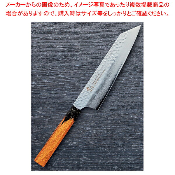 商品の仕様●樫 漆(33層ダマスカス) 水に強く耐久性の極めて高い樫の木に熟練の職人が漆塗を施したハンドルを取り付けたダマスカス和式シリーズです。●材質:VG-10 サビに強い●柄:樫※商品画像はイメージです。複数掲載写真も、商品は単品販売です。予めご了承下さい。※商品の外観写真は、製造時期により、実物とは細部が異なる場合がございます。予めご了承下さい。※色違い、寸法違いなども商品画像には含まれている事がございますが、全て別売です。ご購入の際は、必ず商品名及び商品の仕様内容をご確認下さい。※原則弊社では、お客様都合（※色違い、寸法違い、イメージ違い等）での返品交換はお断りしております。ご注文の際は、予めご了承下さい。【古より伝わる堺の名刀 堺孝行刃物】 古来から権威の象徴とされてきた日本刀。厳選された鋼を幾重にも折り重ね鍛え上げた刃心は最高の切れ味と輝きを放ち魂が宿ると伝えられています。日本の和包丁とはまさに日本刀の流れを引き継いだ世界に誇れる芸術品でもあります。細部に渡る仕上げのクオリティーは上質な包Tを作り出す職人のプライドでもあり先代より脈々と受け継がれてきた伝承の技でもあります。世界に類をみない独自の形状を持つ和包丁は魚や野菜など異なった食材を切る為に生み出された刃物であり繊細な日本料理には欠かす事の出来ない包丁です。600年の歴史を持つ堺刃物の伝統を守り続ける堺孝行ブランドをぜひ一度お手にとり世界に誇れる匠の技に触れて頂く事をスタッフー同願っております。Japanese swords have been a status symbol from ancient times. The core blade is forged by folding selected steel many times and features supreme sharpness and brilliance; it is has been said that the human soul dwells in the sword.Japanese knives are actually works of art descended from Japanese swords, and we proudly present them to the world. The quality of meticulous workmanship represents the pride of masters who create quality knives, and the quality is ensured by traditional skills that have been continuously inherited from their predecessors. Japanese knives have their own unprecedented shapes and are without parallel in the world as knives created for cutting different foods, including fishes and vegetables, and are vital for delicate apanese dishes. All of our staff members wish that you would pick up the Sakai Takayuki brand products which maintain the traditional skills of Sakai's Japanese knives and demonstrate the skills of world class masters.