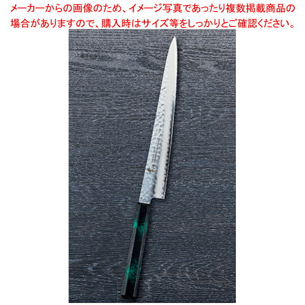 商品の仕様●衛生的で美しくをコンセプトにしたサビに強い包丁です。日本の伝統的な色合いをベースにして一本ごとに職人が色付けしています。●材質:VG10 サビに強い●柄:ABS樹脂※商品画像はイメージです。複数掲載写真も、商品は単品販売です。予めご了承下さい。※商品の外観写真は、製造時期により、実物とは細部が異なる場合がございます。予めご了承下さい。※色違い、寸法違いなども商品画像には含まれている事がございますが、全て別売です。ご購入の際は、必ず商品名及び商品の仕様内容をご確認下さい。※原則弊社では、お客様都合（※色違い、寸法違い、イメージ違い等）での返品交換はお断りしております。ご注文の際は、予めご了承下さい。【古より伝わる堺の名刀 堺孝行刃物】 古来から権威の象徴とされてきた日本刀。厳選された鋼を幾重にも折り重ね鍛え上げた刃心は最高の切れ味と輝きを放ち魂が宿ると伝えられています。日本の和包丁とはまさに日本刀の流れを引き継いだ世界に誇れる芸術品でもあります。細部に渡る仕上げのクオリティーは上質な包Tを作り出す職人のプライドでもあり先代より脈々と受け継がれてきた伝承の技でもあります。世界に類をみない独自の形状を持つ和包丁は魚や野菜など異なった食材を切る為に生み出された刃物であり繊細な日本料理には欠かす事の出来ない包丁です。600年の歴史を持つ堺刃物の伝統を守り続ける堺孝行ブランドをぜひ一度お手にとり世界に誇れる匠の技に触れて頂く事をスタッフー同願っております。Japanese swords have been a status symbol from ancient times. The core blade is forged by folding selected steel many times and features supreme sharpness and brilliance; it is has been said that the human soul dwells in the sword.Japanese knives are actually works of art descended from Japanese swords, and we proudly present them to the world. The quality of meticulous workmanship represents the pride of masters who create quality knives, and the quality is ensured by traditional skills that have been continuously inherited from their predecessors. Japanese knives have their own unprecedented shapes and are without parallel in the world as knives created for cutting different foods, including fishes and vegetables, and are vital for delicate apanese dishes. All of our staff members wish that you would pick up the Sakai Takayuki brand products which maintain the traditional skills of Sakai's Japanese knives and demonstrate the skills of world class masters.