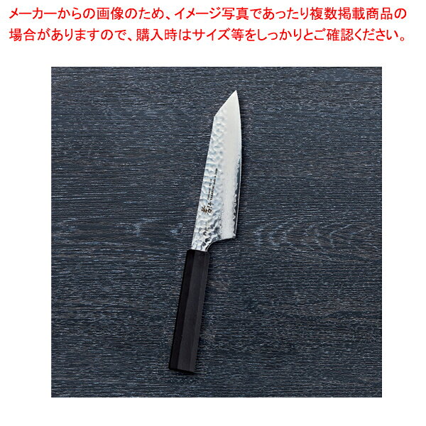 商品の仕様●衛生的で美しくをコンセプトにしたサビに強い包丁です。日本の伝統的な色合いをベースにして一本ごとに職人が色付けしています。●材質:VG10 サビに強い●柄:ABS樹脂※商品画像はイメージです。複数掲載写真も、商品は単品販売です。予めご了承下さい。※商品の外観写真は、製造時期により、実物とは細部が異なる場合がございます。予めご了承下さい。※色違い、寸法違いなども商品画像には含まれている事がございますが、全て別売です。ご購入の際は、必ず商品名及び商品の仕様内容をご確認下さい。※原則弊社では、お客様都合（※色違い、寸法違い、イメージ違い等）での返品交換はお断りしております。ご注文の際は、予めご了承下さい。【古より伝わる堺の名刀 堺孝行刃物】 古来から権威の象徴とされてきた日本刀。厳選された鋼を幾重にも折り重ね鍛え上げた刃心は最高の切れ味と輝きを放ち魂が宿ると伝えられています。日本の和包丁とはまさに日本刀の流れを引き継いだ世界に誇れる芸術品でもあります。細部に渡る仕上げのクオリティーは上質な包Tを作り出す職人のプライドでもあり先代より脈々と受け継がれてきた伝承の技でもあります。世界に類をみない独自の形状を持つ和包丁は魚や野菜など異なった食材を切る為に生み出された刃物であり繊細な日本料理には欠かす事の出来ない包丁です。600年の歴史を持つ堺刃物の伝統を守り続ける堺孝行ブランドをぜひ一度お手にとり世界に誇れる匠の技に触れて頂く事をスタッフー同願っております。Japanese swords have been a status symbol from ancient times. The core blade is forged by folding selected steel many times and features supreme sharpness and brilliance; it is has been said that the human soul dwells in the sword.Japanese knives are actually works of art descended from Japanese swords, and we proudly present them to the world. The quality of meticulous workmanship represents the pride of masters who create quality knives, and the quality is ensured by traditional skills that have been continuously inherited from their predecessors. Japanese knives have their own unprecedented shapes and are without parallel in the world as knives created for cutting different foods, including fishes and vegetables, and are vital for delicate apanese dishes. All of our staff members wish that you would pick up the Sakai Takayuki brand products which maintain the traditional skills of Sakai's Japanese knives and demonstrate the skills of world class masters.