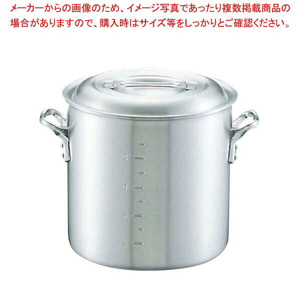 商品の仕様●外寸(mm)：φ380 ●内寸(mm)：φ360 深さ：360●重量:5.2kg●容量:35L●板厚/厚み：3.2●材質：アルミ(AL1100-P) ■● 純度の高いAL1100-Pアルミ材を使用。フチ折り曲げ加工、プレス加工効果により歪みや変形が少なくどの部分を切っても板厚が均一で熱廻りが平均しているのでムラがありません。プロユースのハードな使用に適した製品です。フタがフラットなのでスタッキングが可能です。● 業務用に特化した老舗鍋メーカー・中尾アルミ製作所の定番モデルであるキングポットは誕生からおよそ半世紀、国内生産にこだわり、維持してきた品質は現在もプロの料理人から絶大な信頼を得ています。日本の外食産業を支えてきたその形状は、今日まで変わることなく、まさに「KING」と呼ぶにふさわしい存在。※商品画像はイメージです。複数掲載写真も、商品は単品販売です。予めご了承下さい。※商品の外観写真は、製造時期により、実物とは細部が異なる場合がございます。予めご了承下さい。※色違い、寸法違いなども商品画像には含まれている事がございますが、全て別売です。ご購入の際は、必ず商品名及び商品の仕様内容をご確認下さい。※原則弊社では、お客様都合（※色違い、寸法違い、イメージ違い等）での返品交換はお断りしております。ご注文の際は、予めご了承下さい。キング アルミ 寸胴鍋(目盛付)36cm【 ガス専用鍋 】 【厨房館】