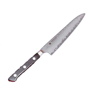 商品概要●商品名:堺孝行 ダマスカス ペテナイフ 12cm●刃渡:120mm●ブレード:63層ダマスカス●刃芯:特殊合金鋼63層のダマスカス鋼に硬質の特殊合金鋼を割り込ませました。●刃物など金属製品をお使いになる前に料理で使う包丁や刃物など金属製品は食材を調理した後、すぐに洗浄してください。食材が刃物についたまま、放置されますと錆や水アカの原因となります。また、水洗いをした後、濡れたままで放置すると錆や水アカが発生しますので使用後はふきん等で水気を取り、風通しの良いところで乾燥させて下さい。また柄の付け根は濡れたままにすると腐りやすくなりますのでご注意ください。【2018PO】堺孝行 ダマスカス ペテナイフ 12cm 【 業務用 【厨房館】