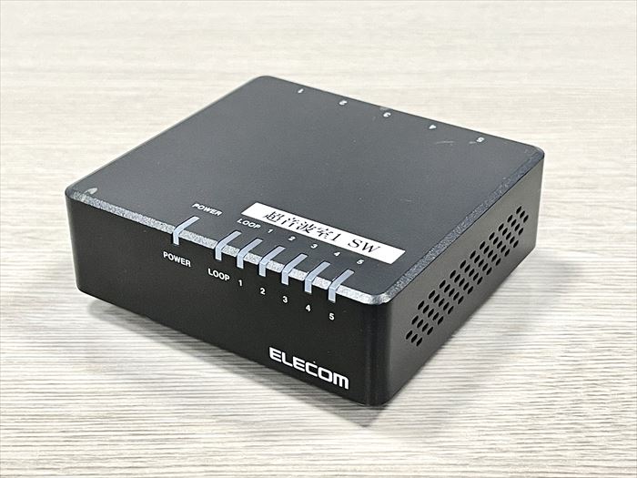 yÁzGR EHC-F05PA-B 100BASE-TXΉXCb`Onu ELECOM