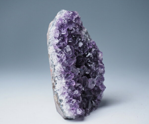 アメジスト クラスター 610g ウルグアイ産