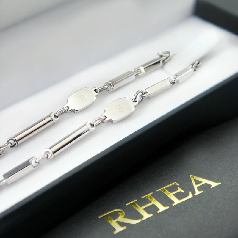 ★RHEA　Health Accessory★ 3種類の鉱石 ゲルマニュウム テラヘルス マグネットを搭載本格的な健康ネックレス!!　RHEA　Health Accessoriesシリ−ズ♪ ブランド RHEA 商品名シルバ−ビーン ネックレス 製品素材 ●ステンレス　●マグネット　●ゲルマニュウム　●テラヘルツ（純度99.999999999% N11のテラヘルツを使用しております) チップ●マグネット 直径約3mm X 長さ12.7mm X 6本●ゲルマニュウム 直径約3.5mm X 1粒●テラヘルツ 直径約3.5mm X 1粒 サイズ/重さメンズ　長さ約520mm　/　約29g 箱サイズ 約縦227mm X 横56mm X 高さ32mm 発売元 / 製造元 /広告文責有限会社シルク商事大阪府吹田市南高浜町24-3 新谷吹田ビル2F電話番号06-6383-3218 生産国日本 JANコ−ド4589470639058 商品区分健康アクセサリ− Xmas クリスマス お返し お礼 ご挨拶 結婚祝い 結婚内祝い 結婚記念日 贈り物 プレゼント 出産祝い 赤ちゃんマット ギフト プチギフト ご褒美 バレンタインデー バレンタインデイ ヴァレンタイン 友チョコ 義理チョコ 本命チョコ バレンタインチョコ ホワイトデー ホワイトデイ ホワイトデーのお返し ウインターギフト サマーギフト　誕生日 誕生プレセント 誕生日ギフト 誕生祝い 内祝 御祝 お年賀 まとめ買い 大量注文 大量購入 大口 会社用 法人向け 企業向け お祝い 引き出物 引出物 ブライダルギフト ウェディングギフト 出産祝い 引っ越し祝い 引越し祝い お見舞い 美容 敬老の日 お歳暮 お中元 美容 健康 ゴルフ スポーツ ダイエット 美容液 EGF FGF モイスチャーリベア エッセンス オールインワン 美容液 ビタミンE配合 美白 コラ−ゲン ヒアルロン酸 保湿成分 美肌 Charis ヒアルロン酸Na Charis WGF ウォ−タ−クリ−ム Charis WGF ウォ−タ−クリ−ム プロテオグリカン Charis WGF ピーリングジェル Charis WGF 去角質 日高馬油 馬油 純馬油 ラベンダー馬油 薬用クリ−ム 薬用馬油 ヘナ シャンプ− ヘナシャンプ− マジックシャンプ− マジックシャンプ−2 出水霜 去角質 ロレアル Max Factor 無印良品 ESTEE LAUDER カネボウ ランコム コーセー カネボウ KOSE ポーラ ピーリングジェル ゲルマニウム ゲルマニウムブレスレット ゲルマニウムネックレス 不規則 ダイエット JAPAN REISEI 白巧 フコイダン UMI NO MEGUMI 納豆精 結婚祝い 誕生日プレゼント 入学祝い 入社祝い 金婚 睡眠 健康マット 健康マットレス ゲルマニウムマット マットレス 血行改善 血行改善マット 目の疲れ ゲルマニウムマスク 目の疲労 マスク アイマスク フランスベッド france bed bed ベッド シモンズ SIMMONS 加齢臭 健康床 健康敷布団 敷布団 冷え性「チョコレ−ト」はこんな方におすすめします。バレンタイン バレンタインデー ホワイトデー 誕生日 敬老の日 バレンタインチョコ 結婚祝い 誕生日プレゼント 入学祝い 入社祝い 金婚SWAROVSKIクリスマス ハロウィーン パ−ティ− プレゼント 小分けギフト スワロフスキー 神仙堂 DICライフテック ギフト 本命チョコ お歳暮 お中元 お土産 カカオ スイーツ ホワイトア−モンド ホワイトア−モンドチョコ 沖縄フコイダンEX 沖縄 海の恵 ホワイトチョコ フコイダン UMI NO MEGUMI 日本赤霊芝 Super Rich 1000 抹茶チョコ 抹茶ア−モンド OKINAWA Fucoidan 抹茶ア−モンドチョコ いちごチョコ いちごトリュフ 苺トリュフチョコ 抹茶トリュフ 抹茶いちご 抹茶いちごトリュフ ホワイトトリュフ ホワイトいちご 白巧 アレルギーフリ− ほたて ほたてあめ ホタテ貝 珍味 つまみ ビ−ル お酒 海苔 味付海苔 業務用海苔 ゆず ゆず昆布 味きらら チ−ズいか いか チーズ わかめ わかめスープ 業務用わかめ 乾燥わかめ ピスタチオスナック ピスタチオ 十六茶 健康茶 抹茶 抹茶パウダー 抹茶粉末 緑茶 業務用茶 金箔茶 RHEA Health Accessoryアレルギーフリ−チョコ スピルリナ100% ザ・スピルリナEX 1000粒×2本 ザ・スピルリナEX 海の雫 Umi No Shizuku リアップ JAPAN REISEI スピルリナ クランチ クランチチョコ 米粉 メロン メロンチョコ ちんちんチョコ おっぱいチョコ フランツ 訳あり 訳ありチョコ 白い恋人 ROYCE ロイズ ロイヤル ホワイトチョコ おやつ ROYAL VALEシルク商事 日本薬店 薬王製薬 STYLEJAPAN 薬師堂 第一薬店 薬師堂製薬 野口 資生堂 神仙堂 業務用チョコ 業務用 ★RHEA Health Accessory ★健康アクセサリー 3種類の鉱石 ゲルマニュウム テラヘルス マグネットを搭載本格的な健康ネックレス!!　RHEA　Health Accessoriesシリ−ズ♪ RHEA HealthAccessories シリ−ズは高級感溢れるデザインと健康にこだわり、アクセサリ−の裏面には健康に良いとされるマグネットチップmagnetchips以外に次の2種類のチップも装填しました。 ●テラヘルツ　terahertz とは テラヘルツ鉱石はテラヘルツ波とは「光」と「電波」の中間に位置する電磁波のこと。 「光」のように直進する性質と「電波」のように透過・吸収する性質を持っています。 また1秒間に1兆回振動する周波数であることから、テラ（1兆の意）ヘルツ波と呼ばれています。 弊社の製品は純度99.999999999% N11のテラヘルツを使用しております。 ●ゲルマニウム　germaniumとは ゲルマニウムは一番外側の軌道を4個の電子が不規則に周遊しています。 これに32℃以上の光や熱が加わると活発に反応し4個の電子のうち1個のイナス電子が外に飛び出します。 弊社の製品は純度99.99以上の三菱マテリアル　ゲルマニュウムを使用しております。備考 ※効果には個人差があります。すべての方に効果を保証するものではありません。 ※パッケージデザイン等は予告なく変更されることがあります。 【お買い上げ明細書の同梱について】 当店ではご注文者と送付先の受取人様のお名前、住所がいずれも同じ場合のみ、金額のわかるお買い上げ明細書を商品と一緒に同梱をさせて頂いております。 ご注文者と受取人様のお名前、または送付先のご住所がいずれか異なる場合、プレゼント・プチギフト・贈答品の可能性あるため、当店ではご注文者の名前で発送し、 金額のわかるお買い上げ明細書を同梱致しておりません。 お買い上げ明細書の同梱ご希望の場合は、備考欄にご記入ください。