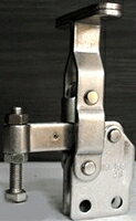 【特徴】 ・質量…210g ・締圧力…1.0kN(100kg) ・ステンレスモデル