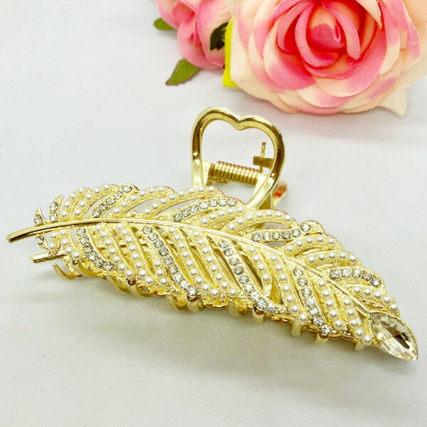 ヘアクリップ 韓国 エレガントな大きめフェザーモチーフ バンスクリップヘアアクセサリー ヘアクリップ おしゃれ フォーマル ゴールド 金 パール プレゼント ギ...