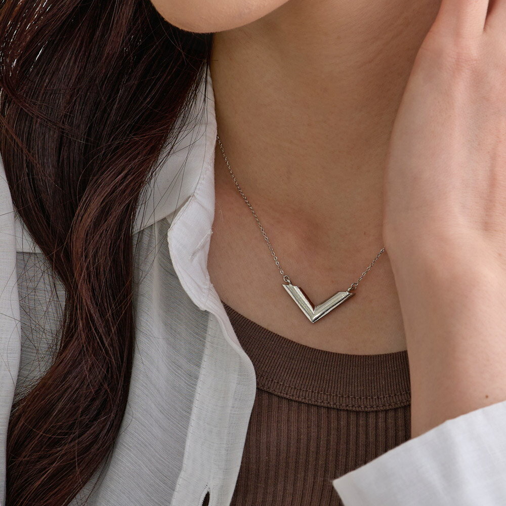 【期間限定クーポン★20％OFF】ネックレス レディース 金属アレルギー対応 日本製 V字 Vトップネックレス メタル 18kgp ゴールド シルバー低アレルギー ブランド 女性 プレゼントのサムネイル