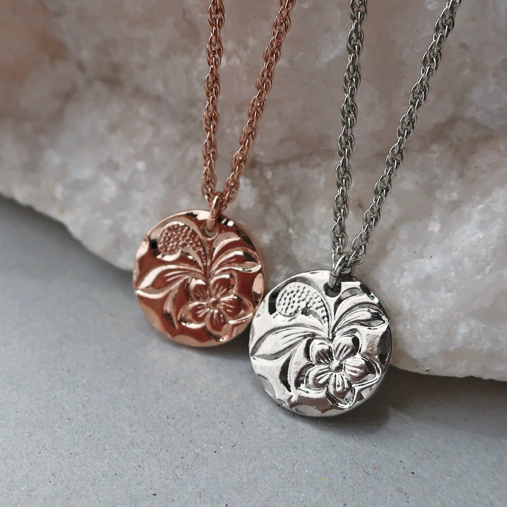 【最大10%OFFクーポン】ネックレス K18GP サークル プレート プリメリア ハワイアン ペンダント ハワジュ ハワイアン フラダンス ハワイアンジュエリ...